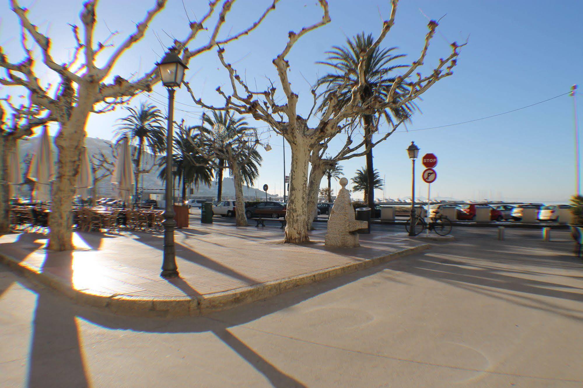 Agi Sant Antoni Roses Exterior photo