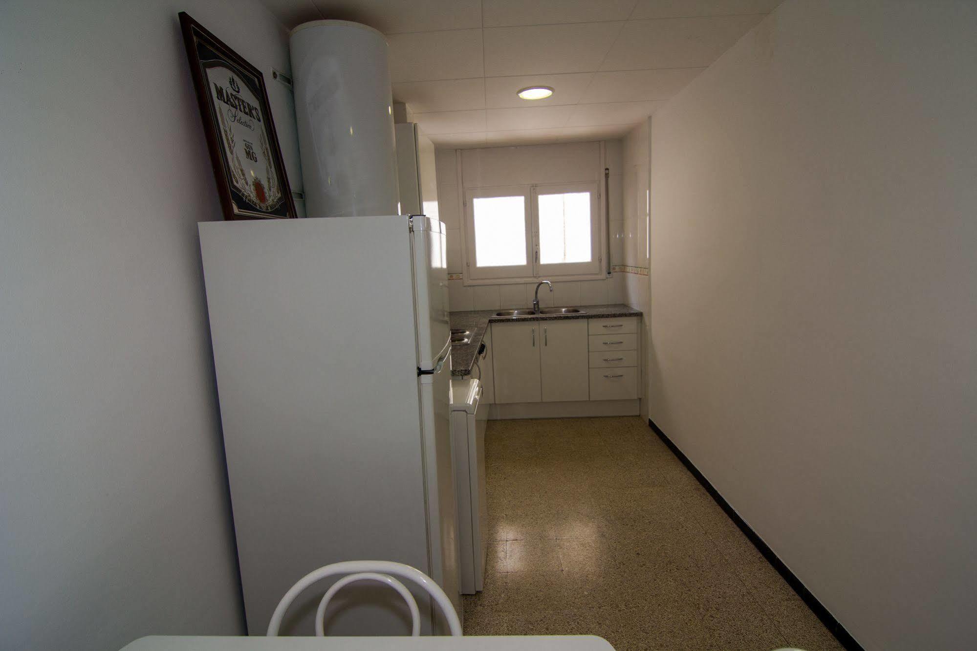 Agi Sant Antoni Roses Exterior photo