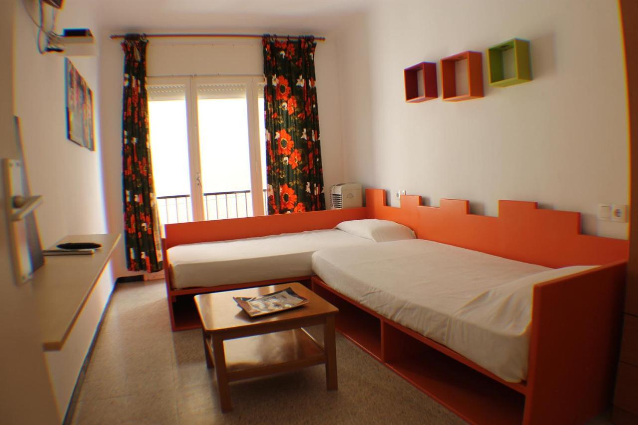 Agi Sant Antoni Roses Exterior photo